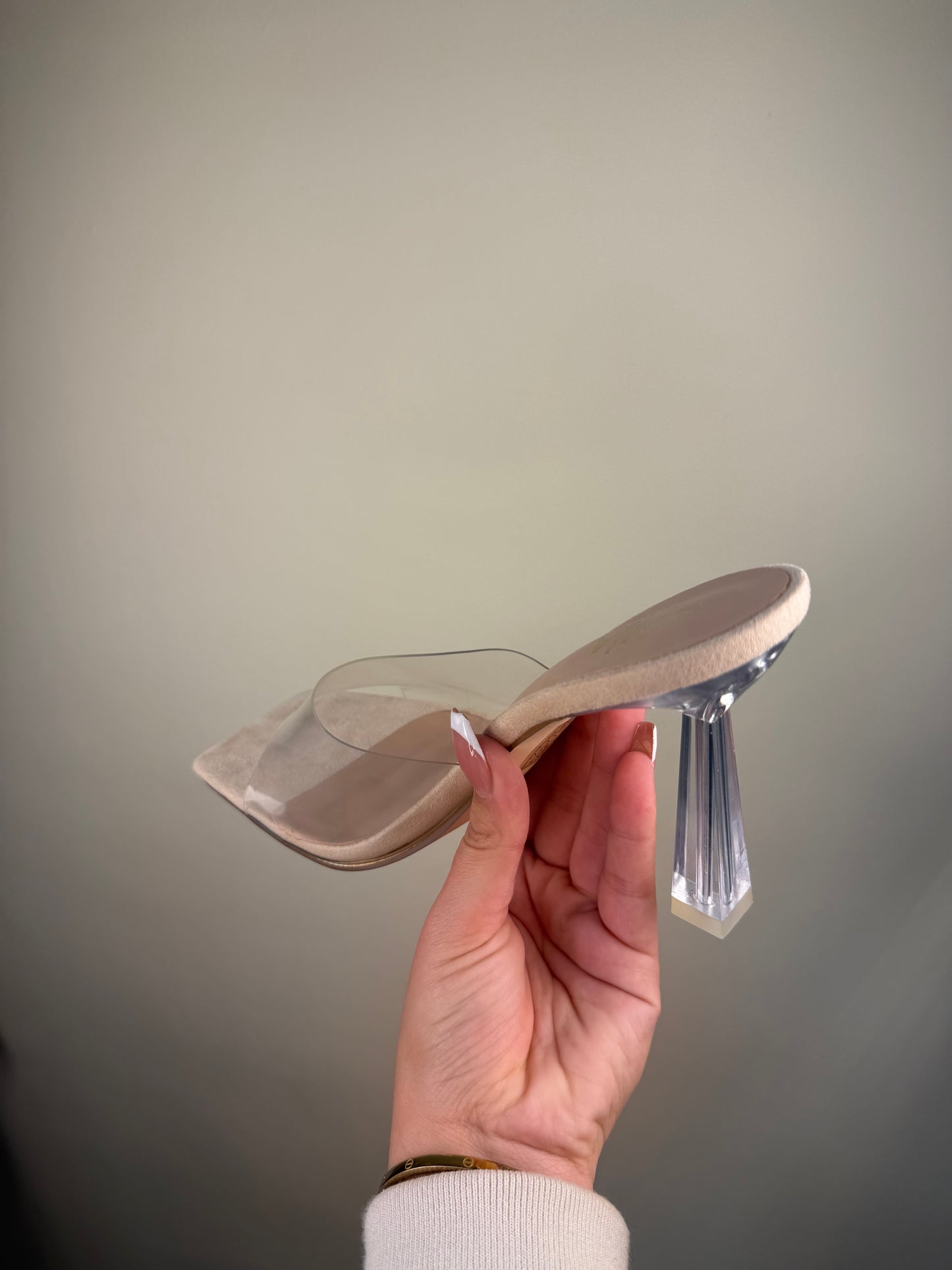 Sandalia tacón transparente