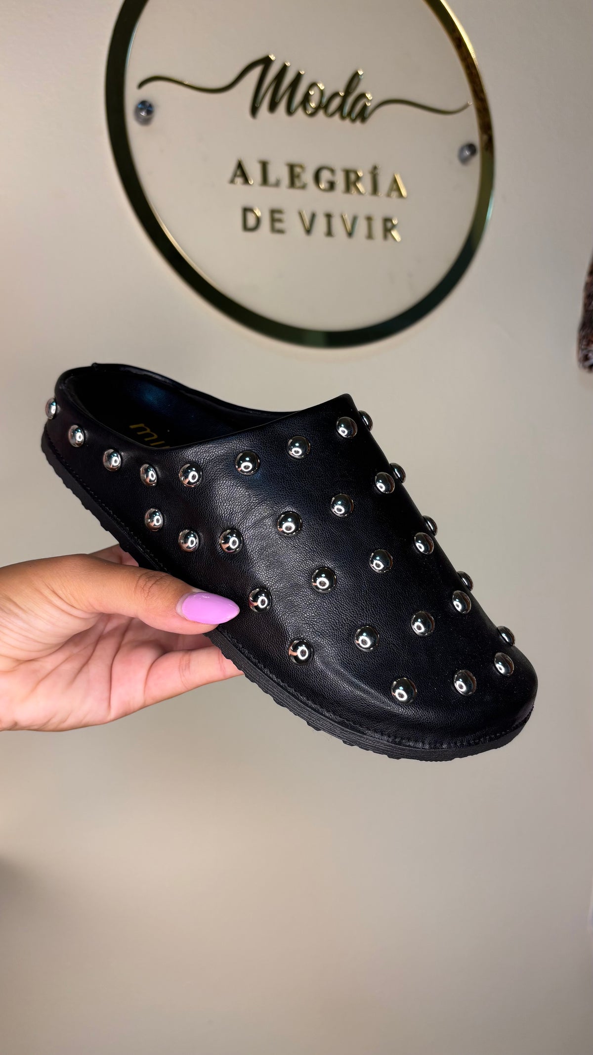 Zuecos Zara