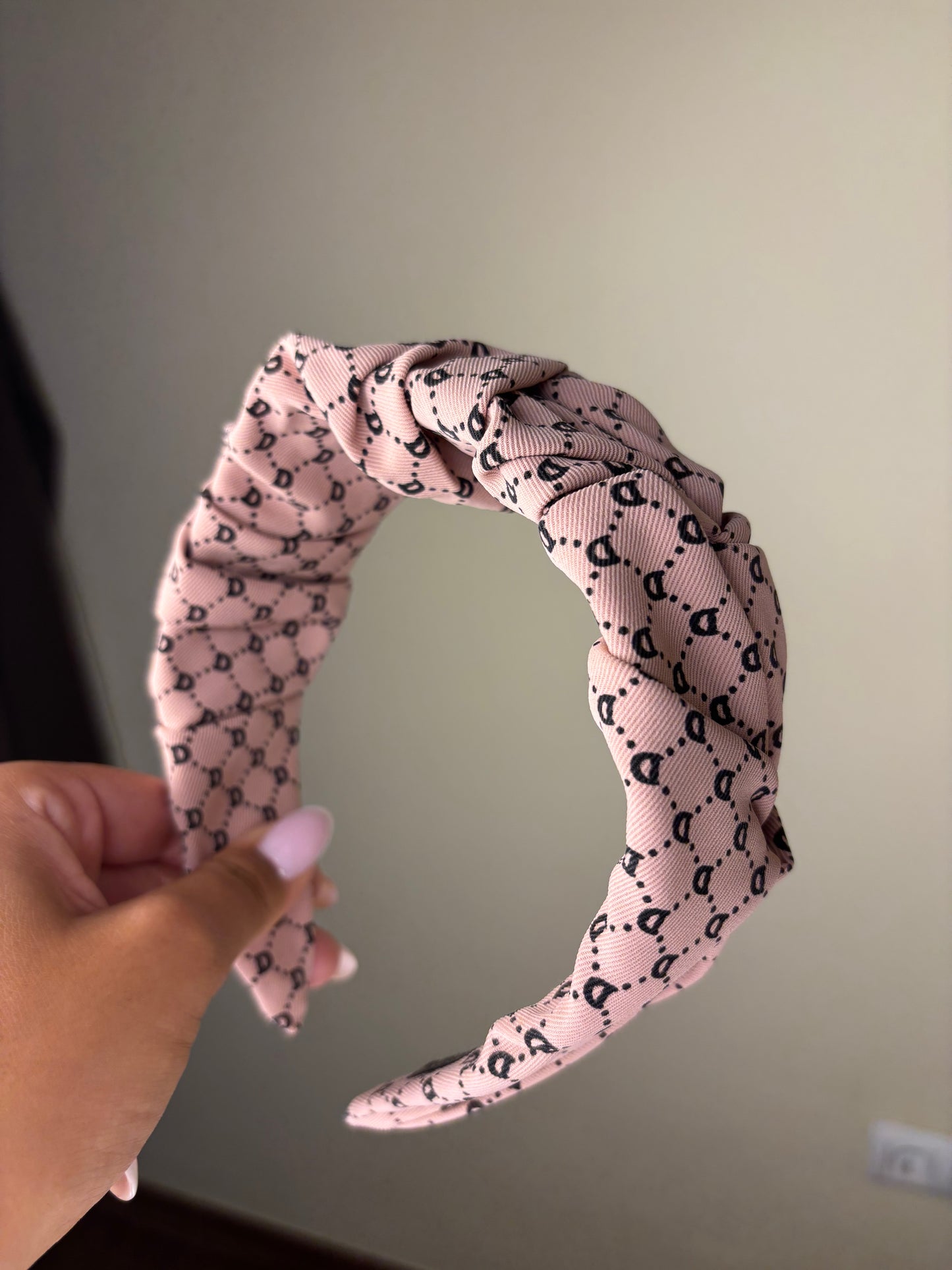 Diadema D
