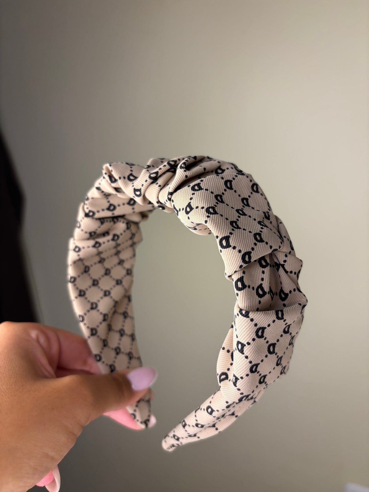 Diadema D