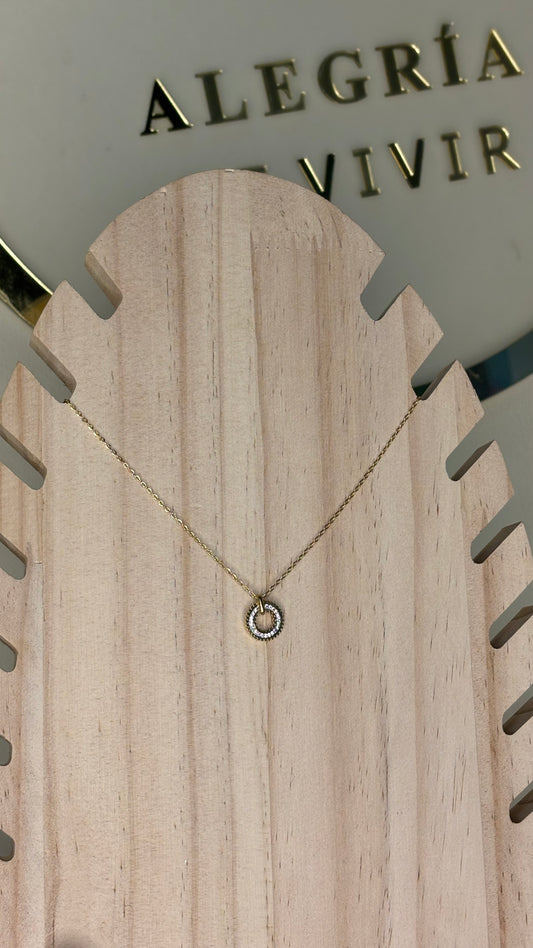 Collar redondo brillo