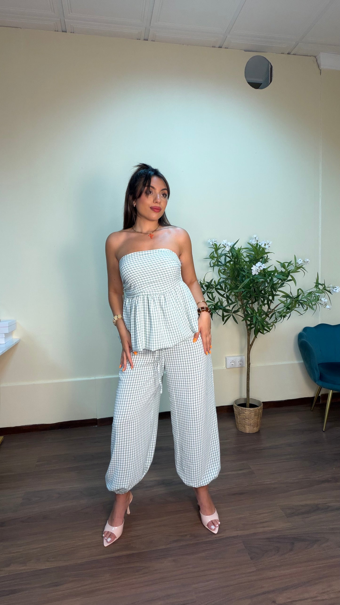 Conjunto Vichy volante