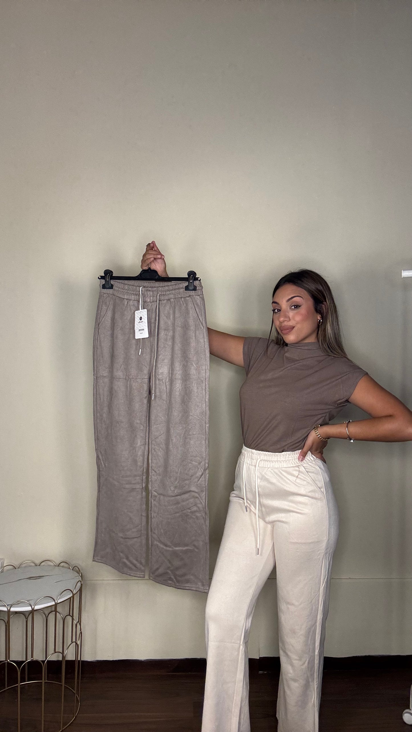 Pantalón antelina zara