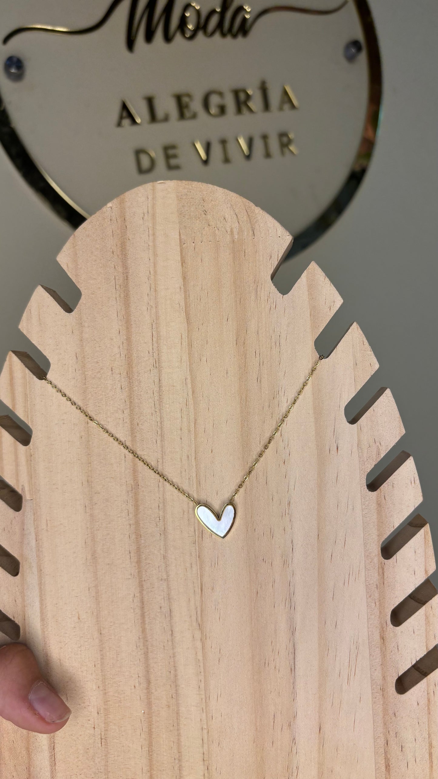 Collar corazón de nácar