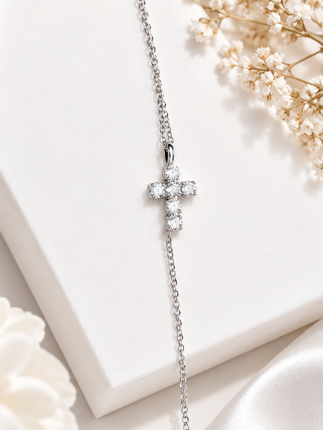 Collar Cruz plateado