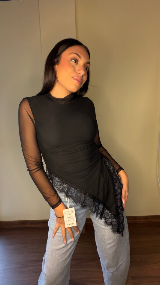 Blusa de encaje