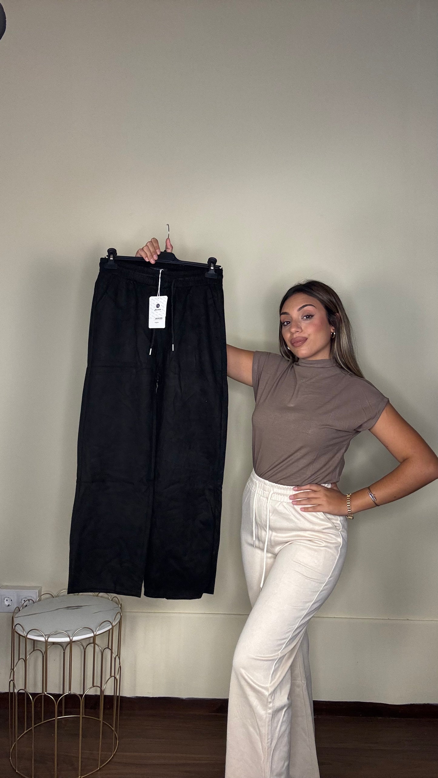 Pantalón antelina zara