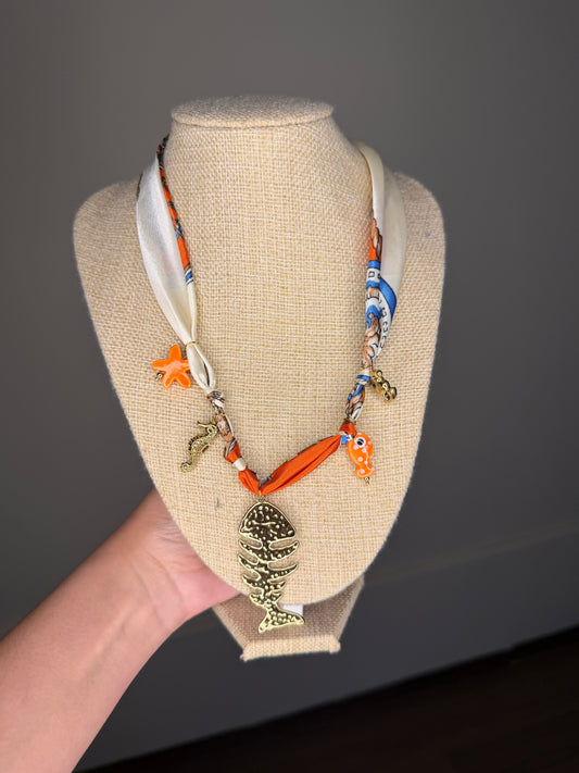Collar veraniego